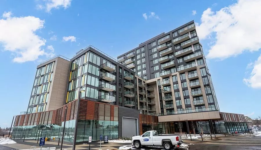 Oakville, ON L6H 8A3,1415 Dundas ST E #608