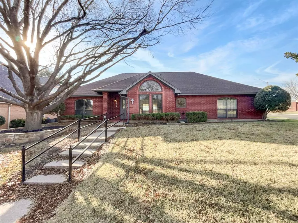 Fort Worth, TX 76132,7509 Meadowside Road