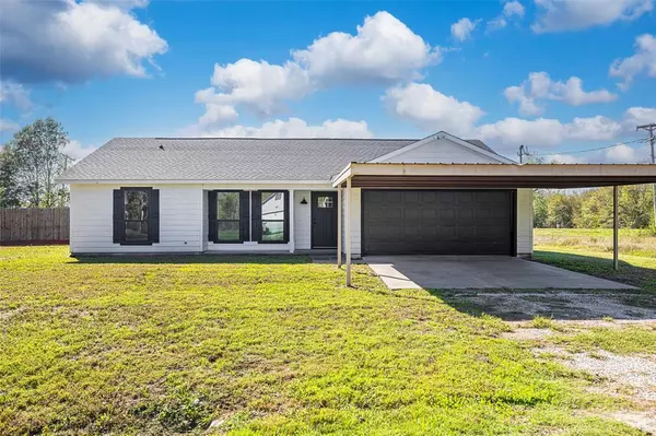 2538 County Road 3127, Greenville, TX 75402