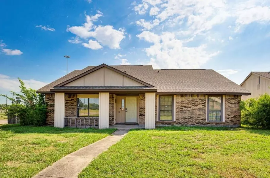 4701 Bayport Drive, Garland, TX 75043