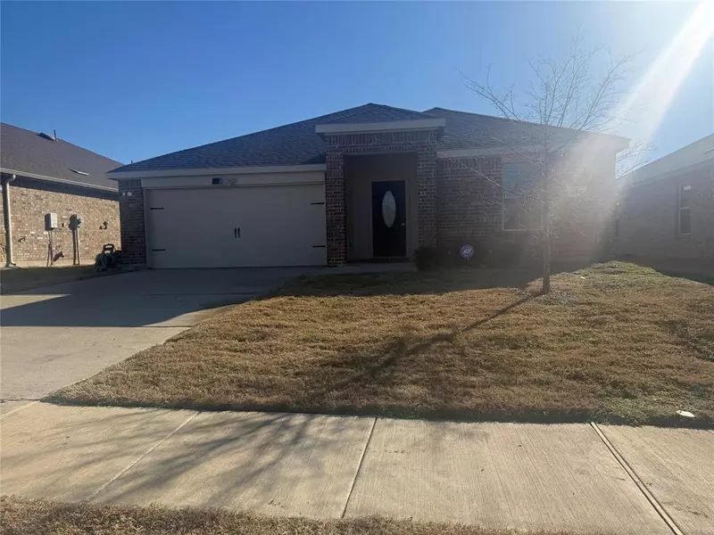 980 Glover Drive, Aubrey, TX 76227