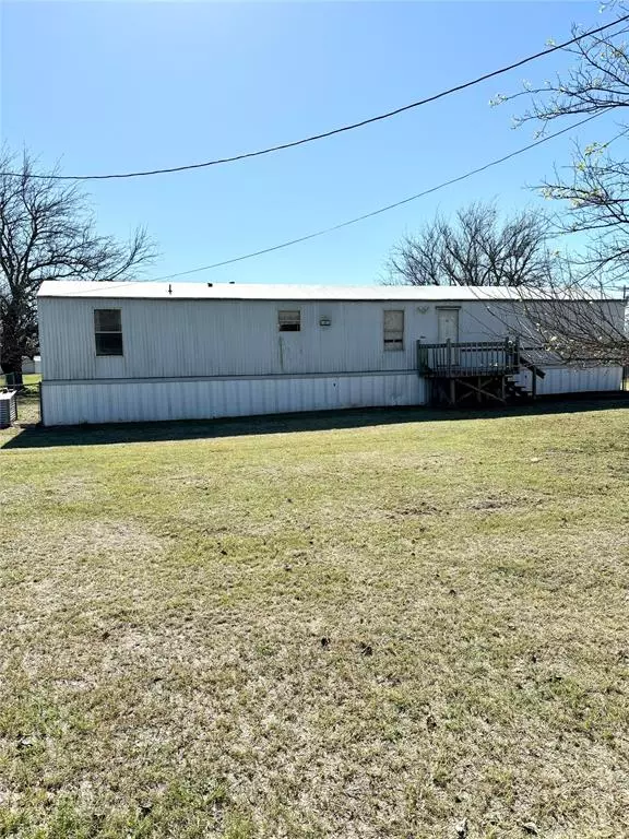 Weatherford, TX 76087,7227 Comanche Trail