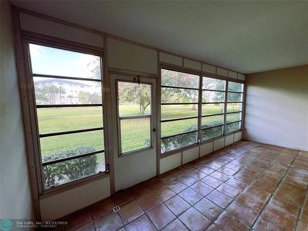 2803 Victoria Way  #B-1, Coconut Creek, FL 33066