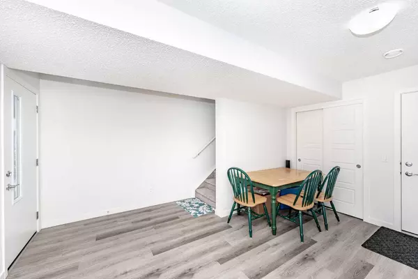 Calgary, AB T3N 1V7,301 Redstone BLVD Northeast #436