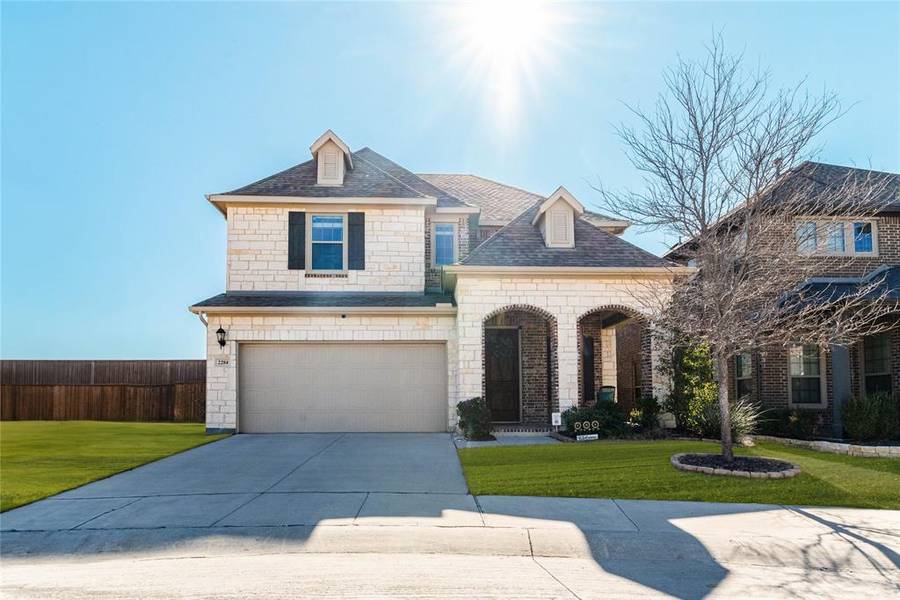 2284 Briar Ridge Trail, Carrollton, TX 75010