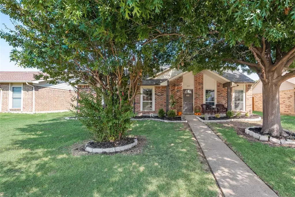 Rowlett, TX 75088,8829 Denver Street