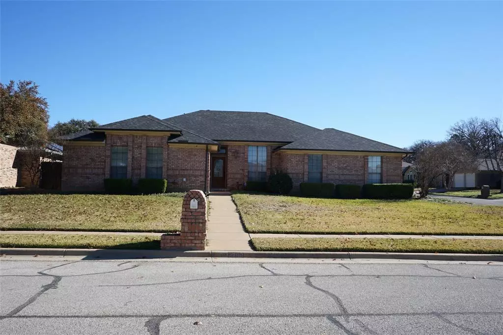 Bedford, TX 76021,3200 Timber View Circle