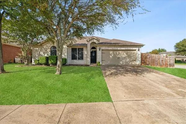 100 Hirth Drive, Crowley, TX 76036