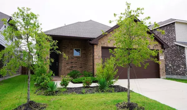 1055 Norias Drive, Forney, TX 75126