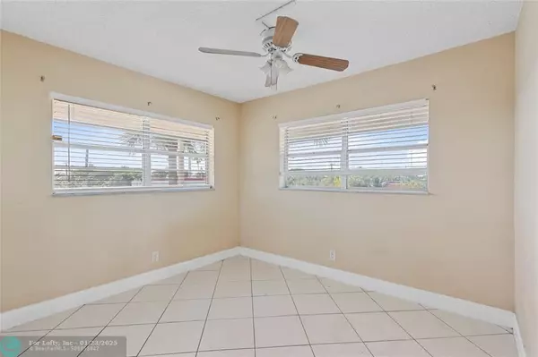 Pompano Beach, FL 33063,5800 Margate Blvd  #231-2