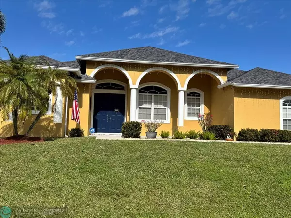 5600 NW Manville Dr, Port St Lucie, FL 34983