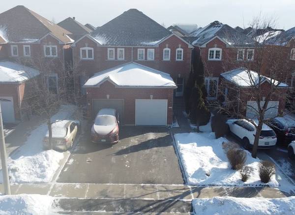 23 Piane AVE, Brampton, ON L6Y 4X8