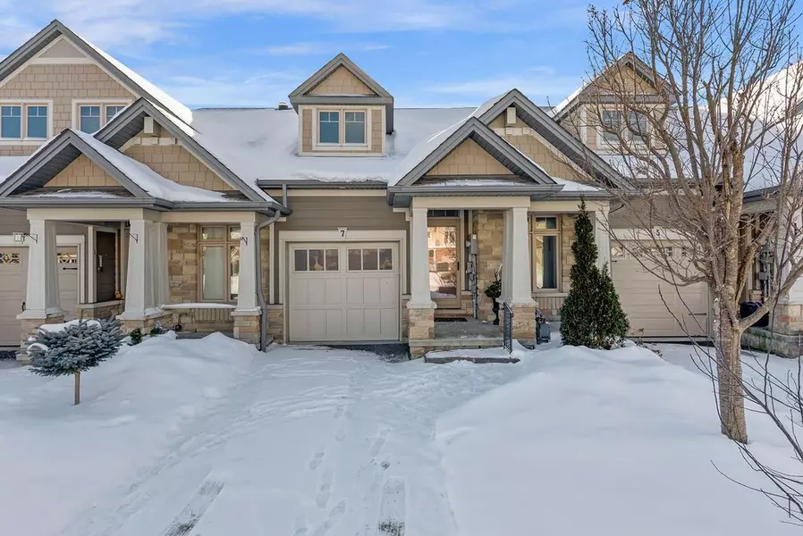 7 Chadwin DR, Kawartha Lakes, ON K9V 0E8