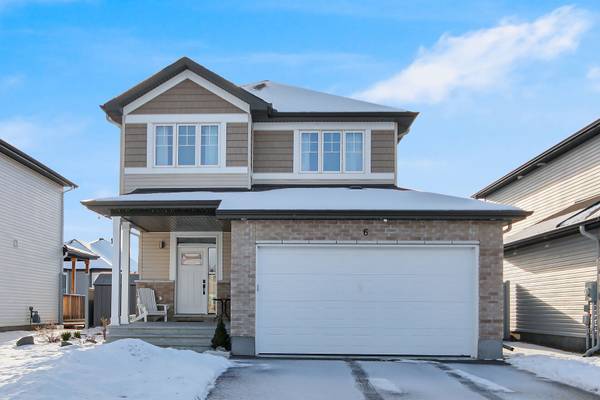 6 Stanzel DR, Lanark, ON K7C 0H8