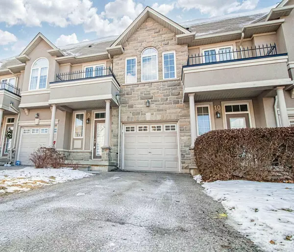 Hamilton, ON L9K 0H9,370 Stonehenge DR #9