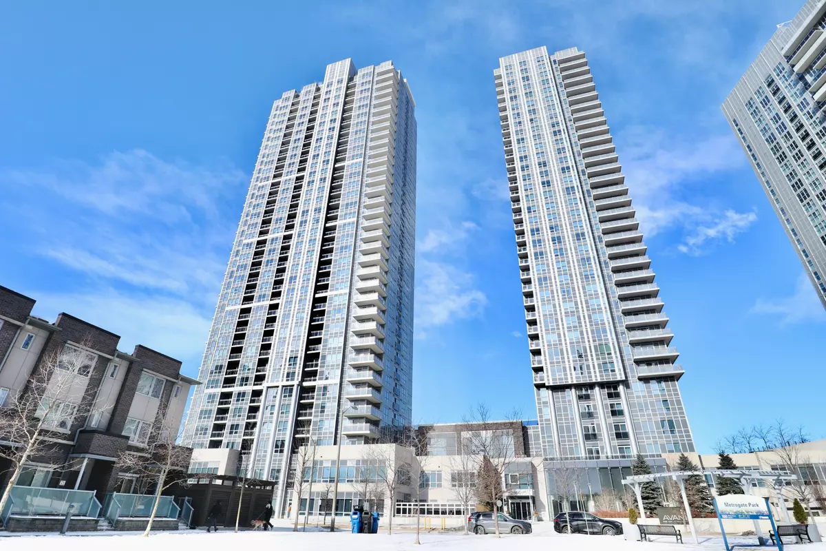 Toronto, ON M1S 0L7,255 Village Green SQ #703