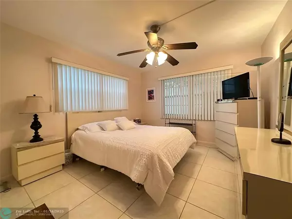 Deerfield Beach, FL 33442,136 Prescott G  #136