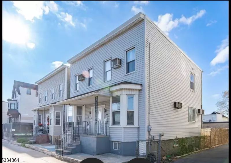 23 Foundry St, Newark City, NJ 07105