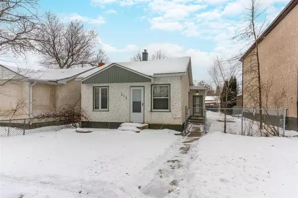 Winnipeg, MB R2K 0S1,213 Oakview AVE