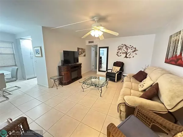 Deerfield Beach, FL 33442,136 Prescott G  #136