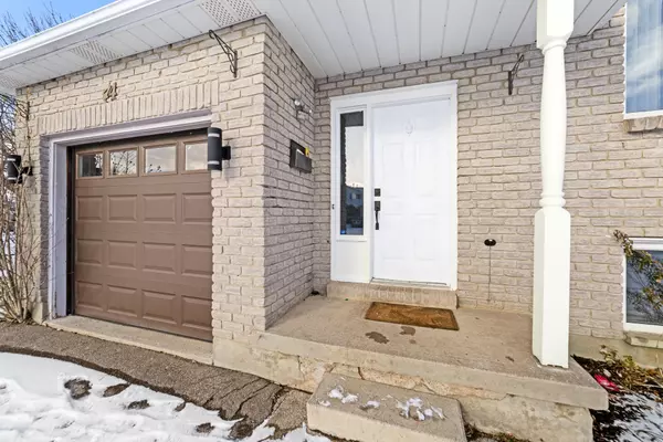 Welland, ON L3C 6W2,44 Poplar CRES