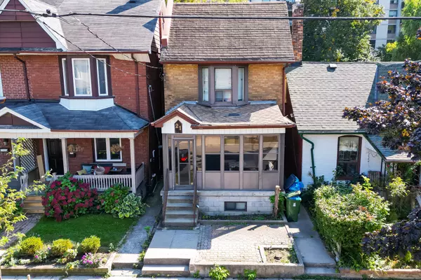 21 Torrens AVE,  Toronto E03,  ON M4K 2H9