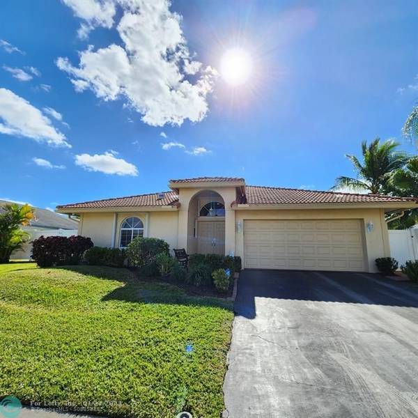 426 SE 3rd Pl, Dania Beach, FL 33004