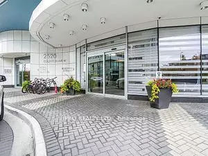 Mississauga, ON L5M 0Y4,2520 Eglinton AVE W #822