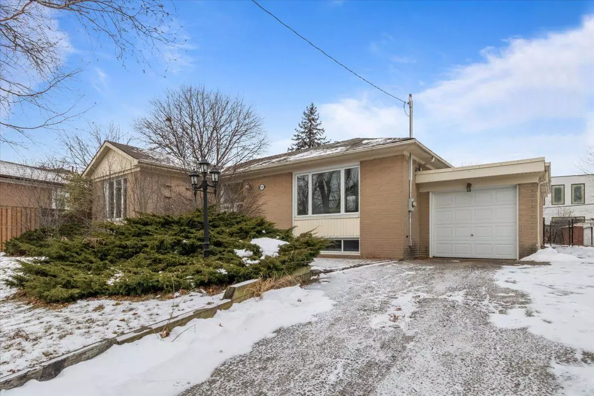 Oakville, ON L6L 2P9,1333 Sheldon AVE S