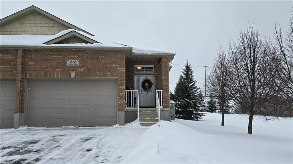 Kitchener, ON N2N 0A3,217 Huck CRES