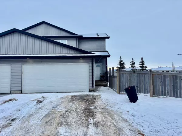 6802 50 AVE #1, Camrose, AB T4V 5C7