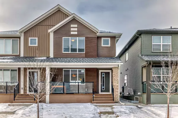 339 Wolf Creek WAY Southeast, Calgary, AB T2X 4Y8