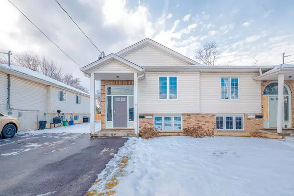 11 Waite LN, Niagara, ON L2P 3Y7