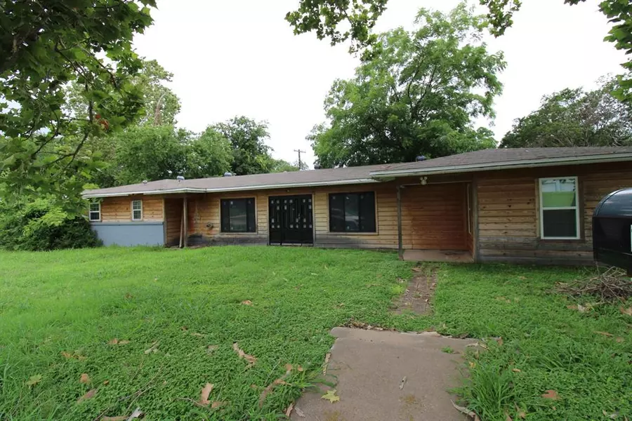 17 Macarthur Drive #B, Denison, TX 75020