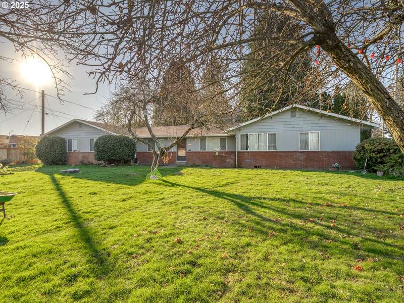 11050 NE GLISAN ST, Portland, OR 97220