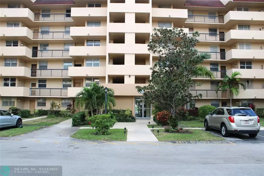 3671 Environ Blvd  #365, Lauderhill, FL 33319