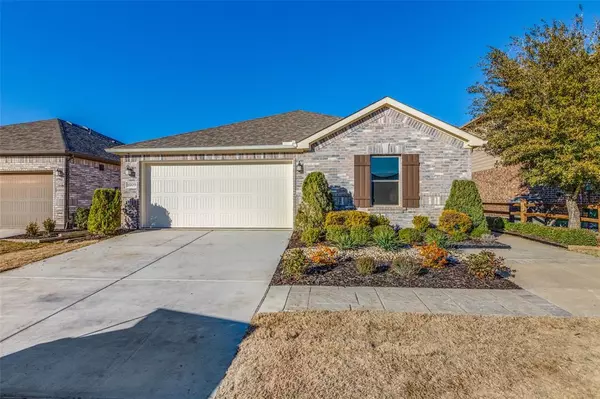 1809 Aslynn Circle, Aubrey, TX 76227