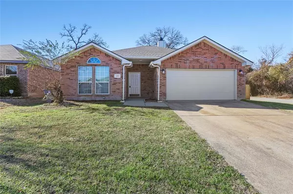 1402 Sax Leigh Drive, Dallas, TX 75241