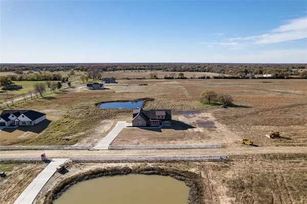 Brashear, TX 75420,39 Private Road 1264