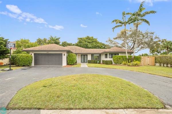 6401 NW 53rd St, Coral Springs, FL 33067