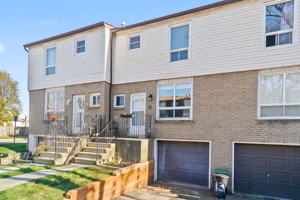 Hamilton, ON L8W 1E5,1301 Upper Gage AVE #12