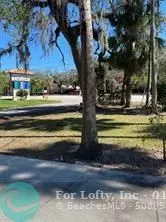 2002 S Parrott Ave., Okeechobee, FL 34974