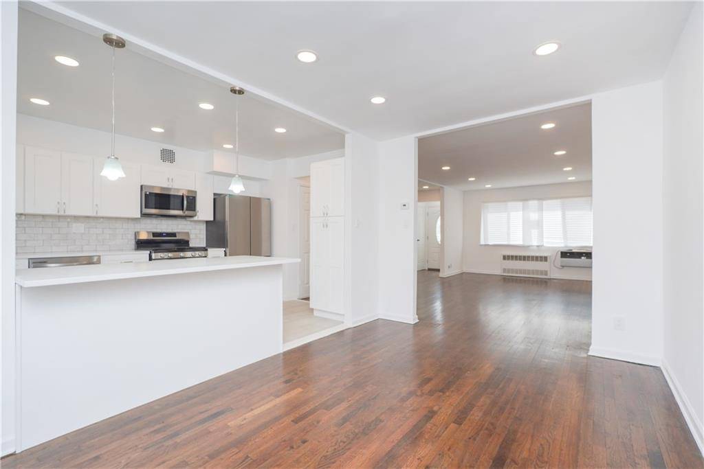 Brooklyn, NY 11236,729 East 81st ST
