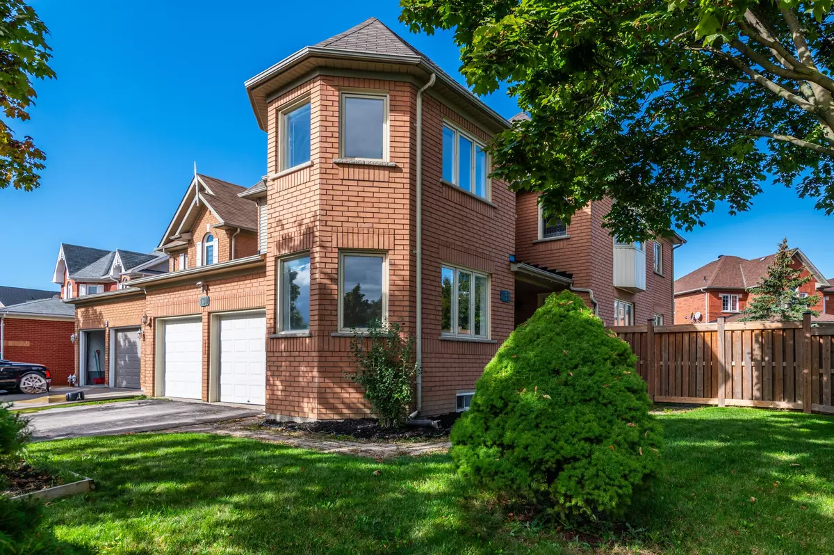 Brampton, ON L6R 1N6,139 Shady Pine CIR