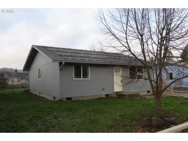 Roseburg, OR 97471,146 GEORGINNA DR