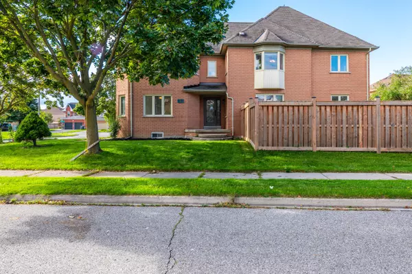 Brampton, ON L6R 1N6,139 Shady Pine CIR