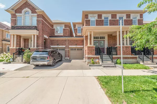 99 Huguenot RD, Oakville, ON L6H 0M3