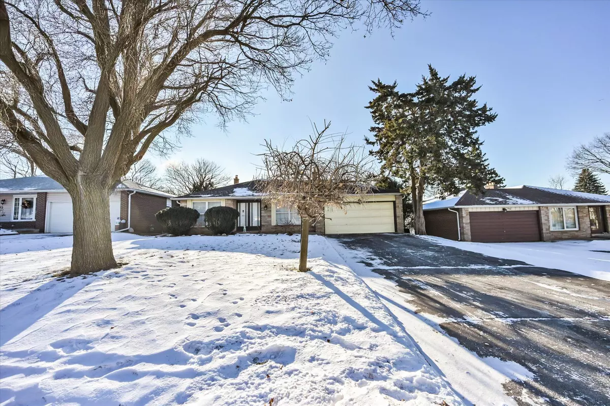 Markham, ON L3P 1K1,87 Southdale DR #bsmt