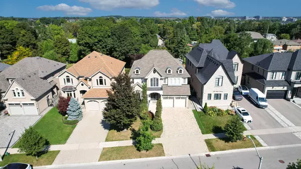 Richmond Hill, ON L4C 9Y3,116 Arten AVE