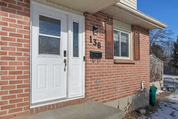 Frontenac, ON K7K 6T4,136 Jean Worrell CRES